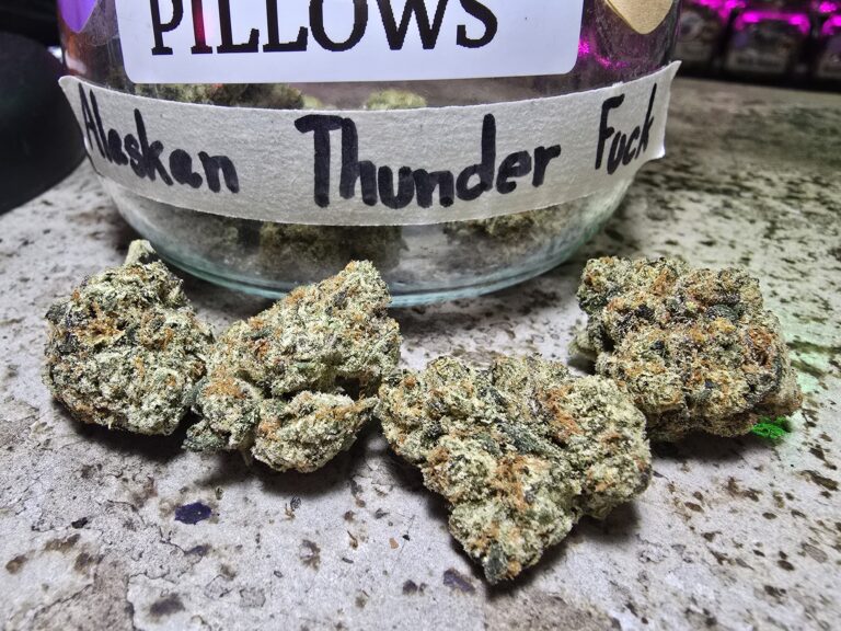 alaskan thunder fuck strain pillows california