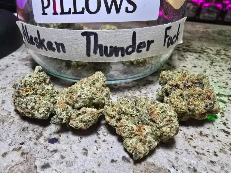 alaskan thunder fuck strain pillows california